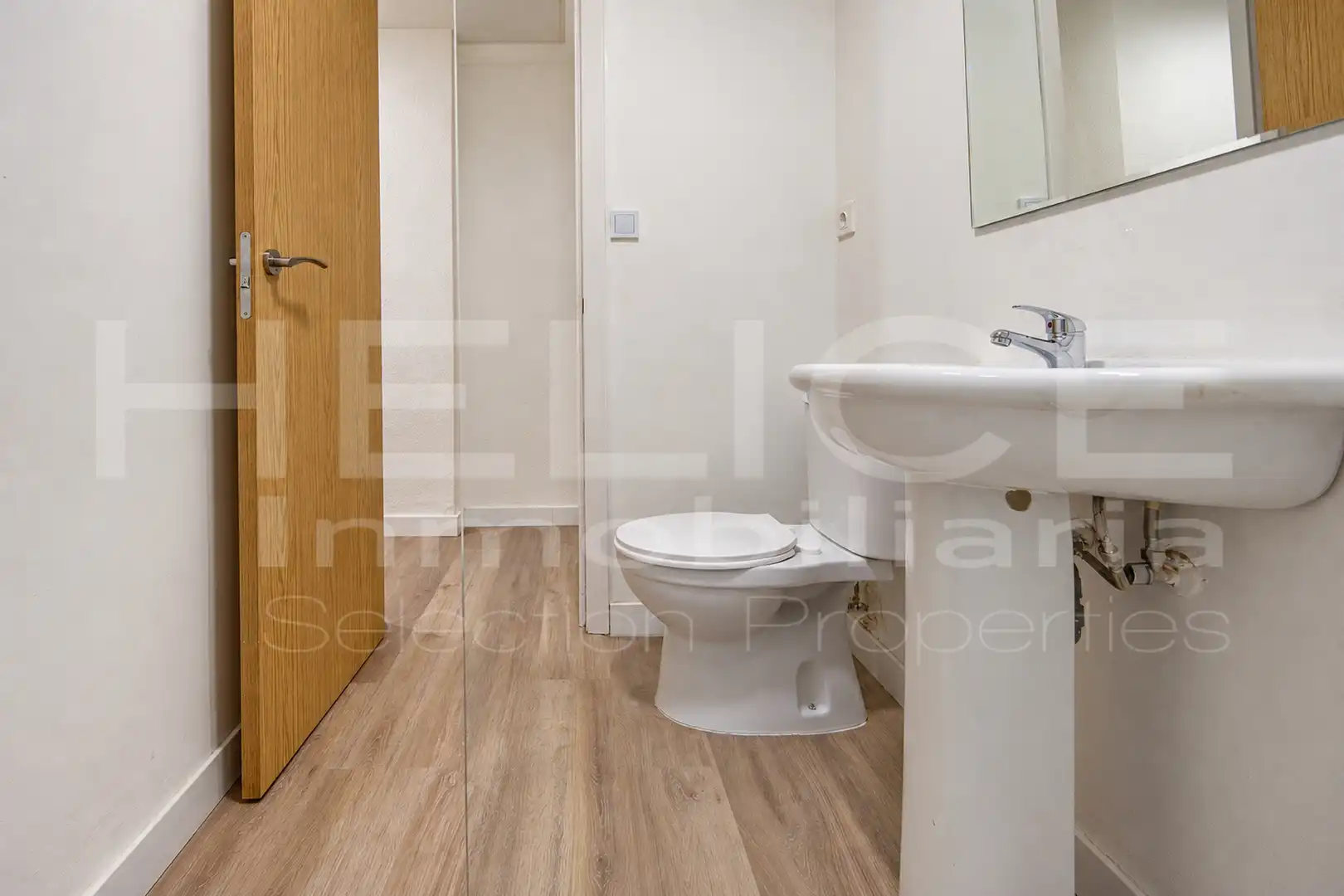 Baño de Piso en venta en Paterna con Aire acondicionado, Calefacción y Parquet