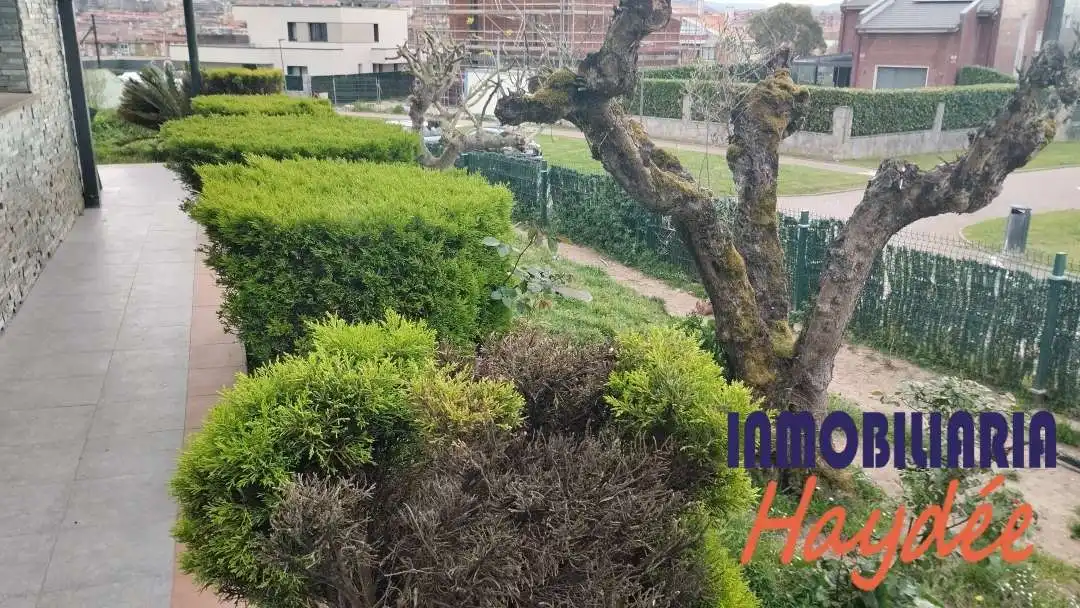 Jardín de Casa o chalet en venta en Berango con Calefacción, Terraza y Trastero