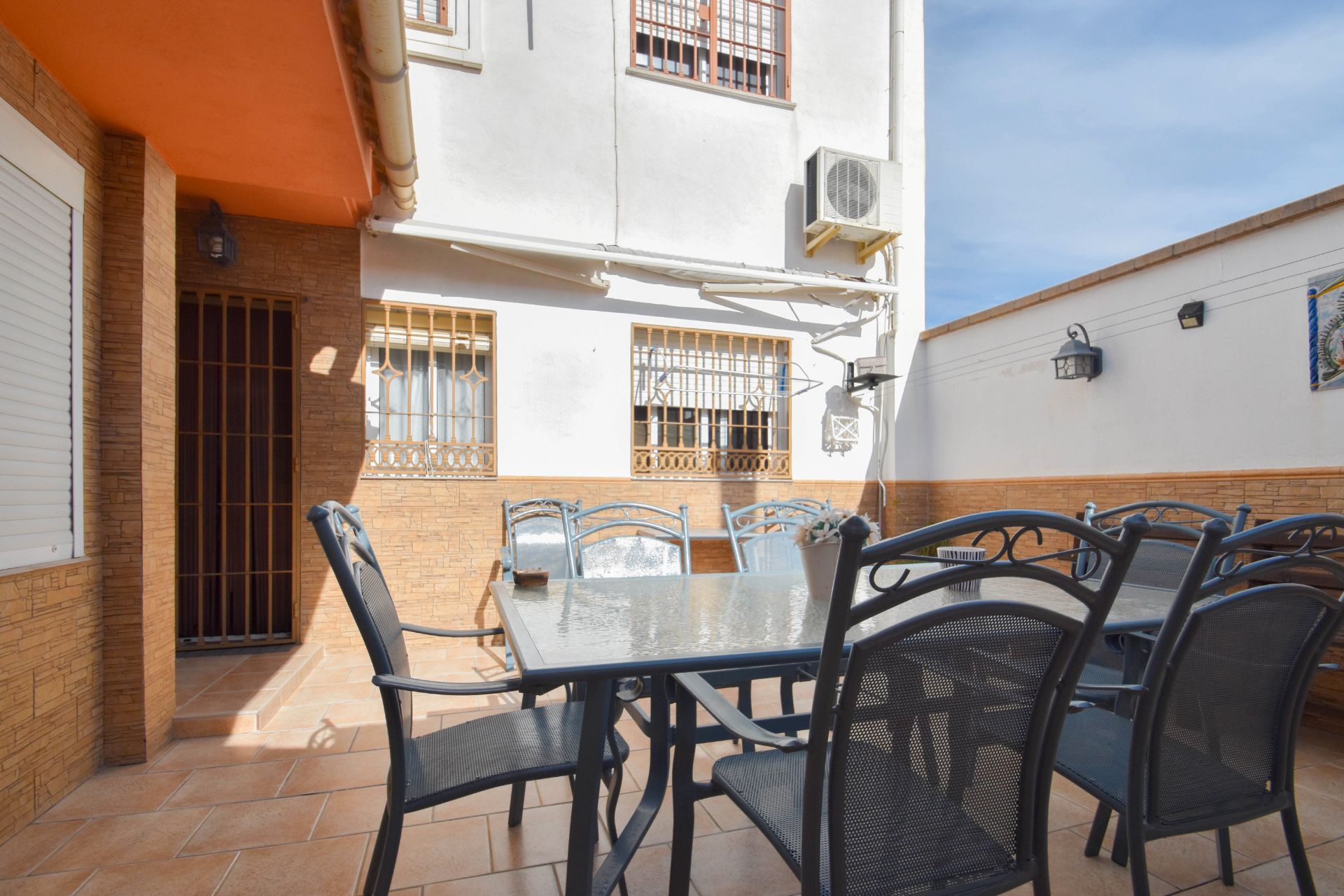 Terrassa de Casa adosada en venda en Peligros amb Aire condicionat i Calefacció