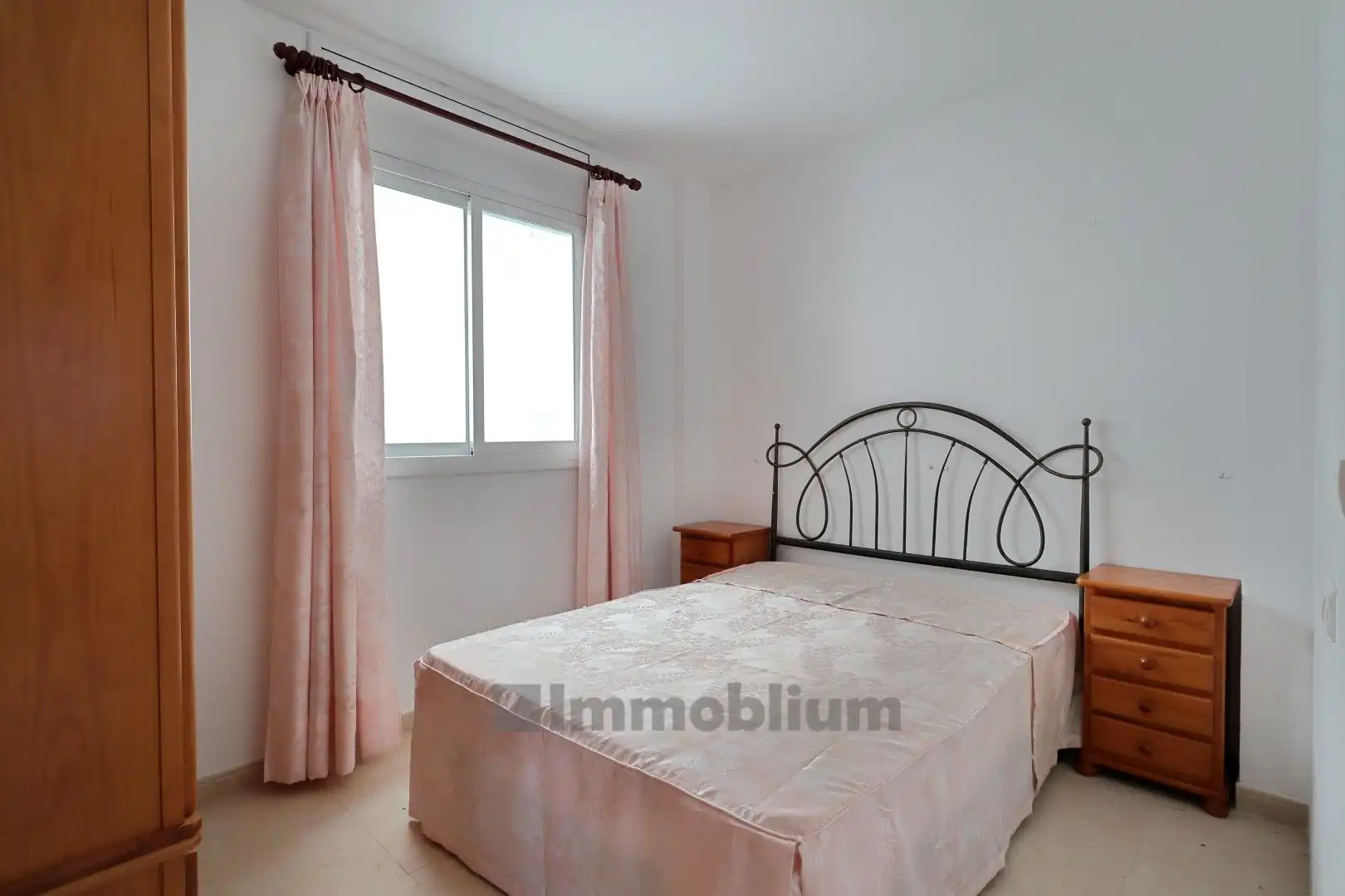 Schlafzimmer von Wohnung zur Miete in Torredembarra mit Klimaanlage, Heizung und Privatgarten