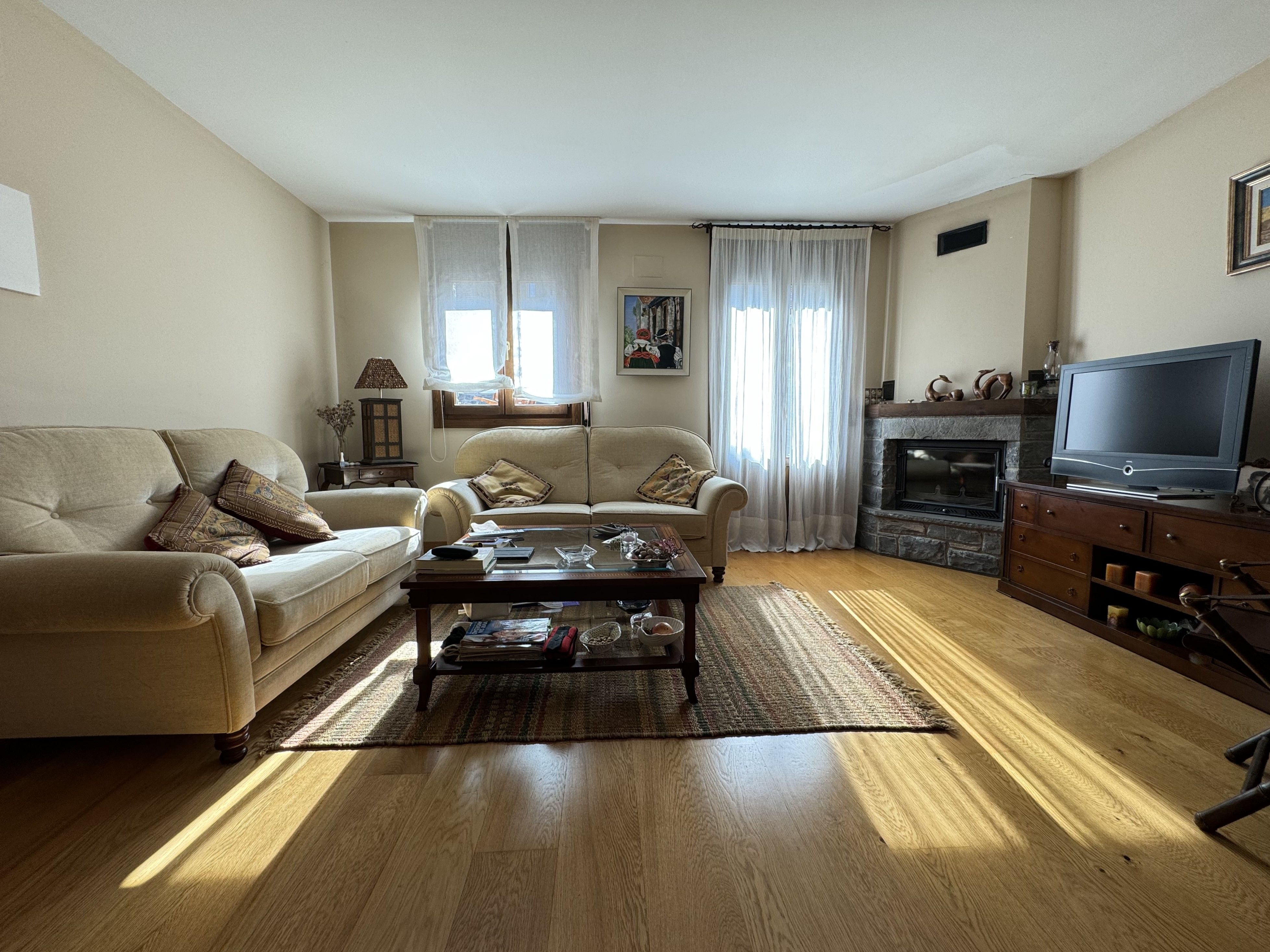Living room of Duplex for sale in Ansó  with Heating, Parquet flooring and Terrace