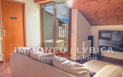 Living room of Attic for sale in Puigcerdà  with Terrace