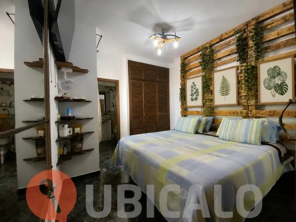 Habitación de Casa adosada en venta en San Cristóbal de la Laguna con Terraza, Trastero y Amueblado