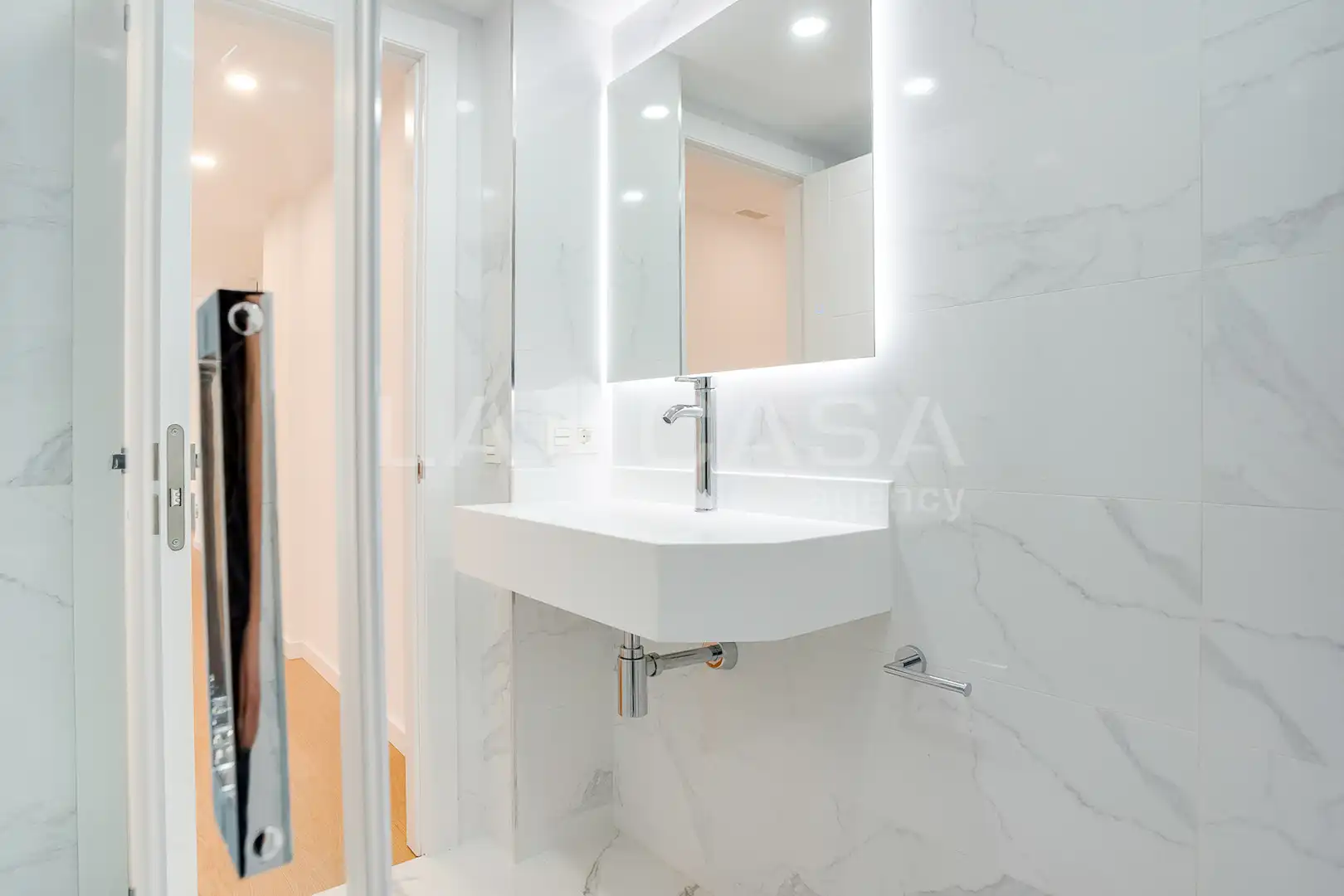 Baño de Piso en venta en Barcelona con Calefacción