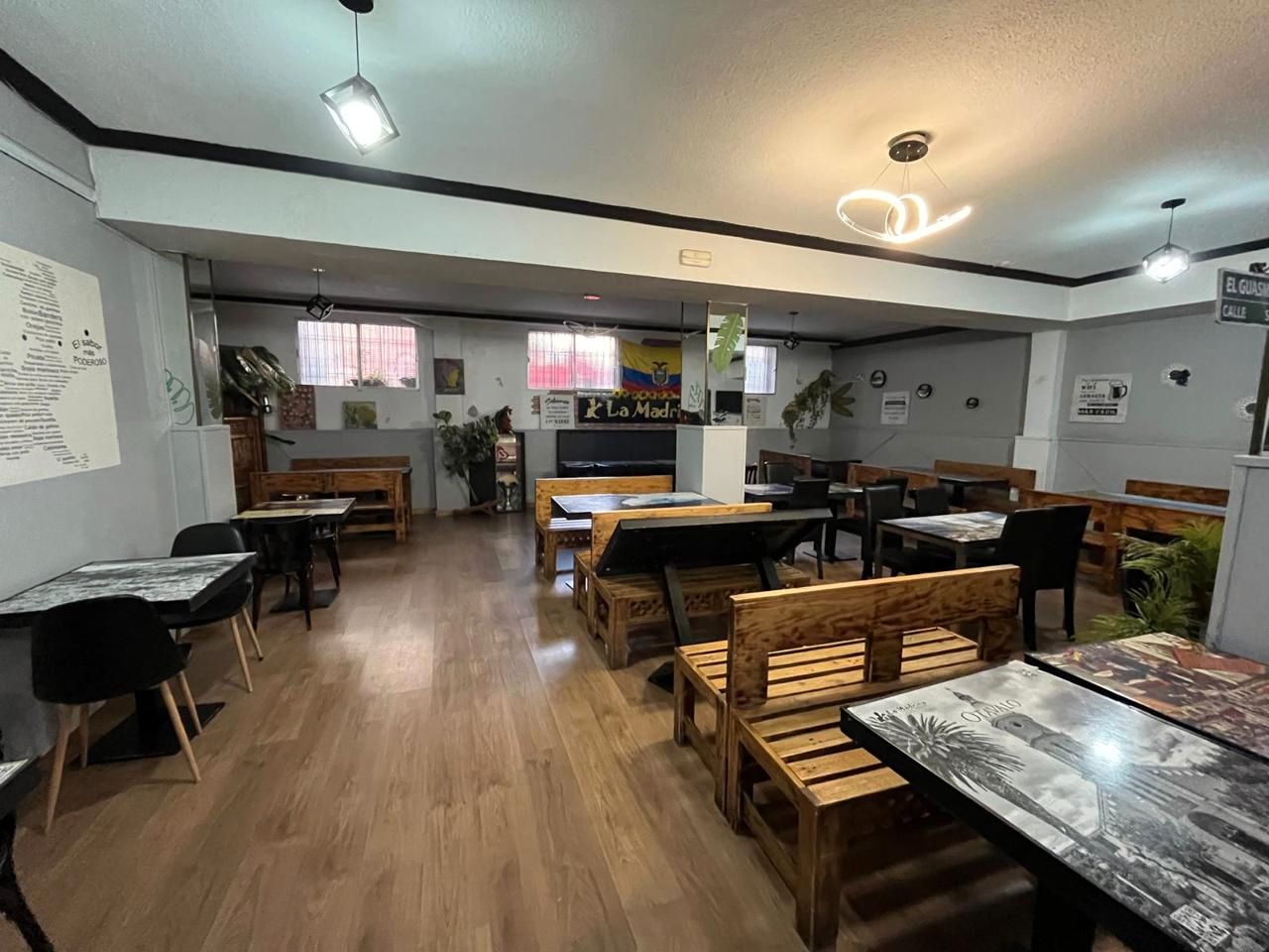 Premises for sale in  Madrid Capital  with Air Conditioner, Furnished and Alarm