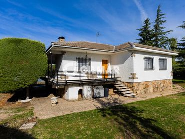 Villa con piscina in vendita a El Guijo - Colonia España