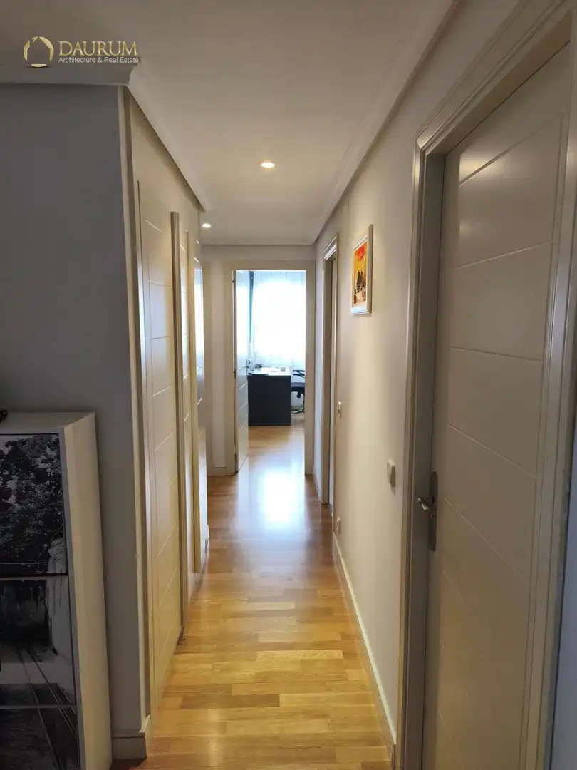 Wohnung zum Verkauf in Paracuellos de Jarama mit Klimaanlage, Heizung und Terrasse