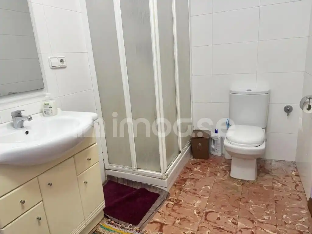 Baño de Piso en venta en Gironella con Balcón