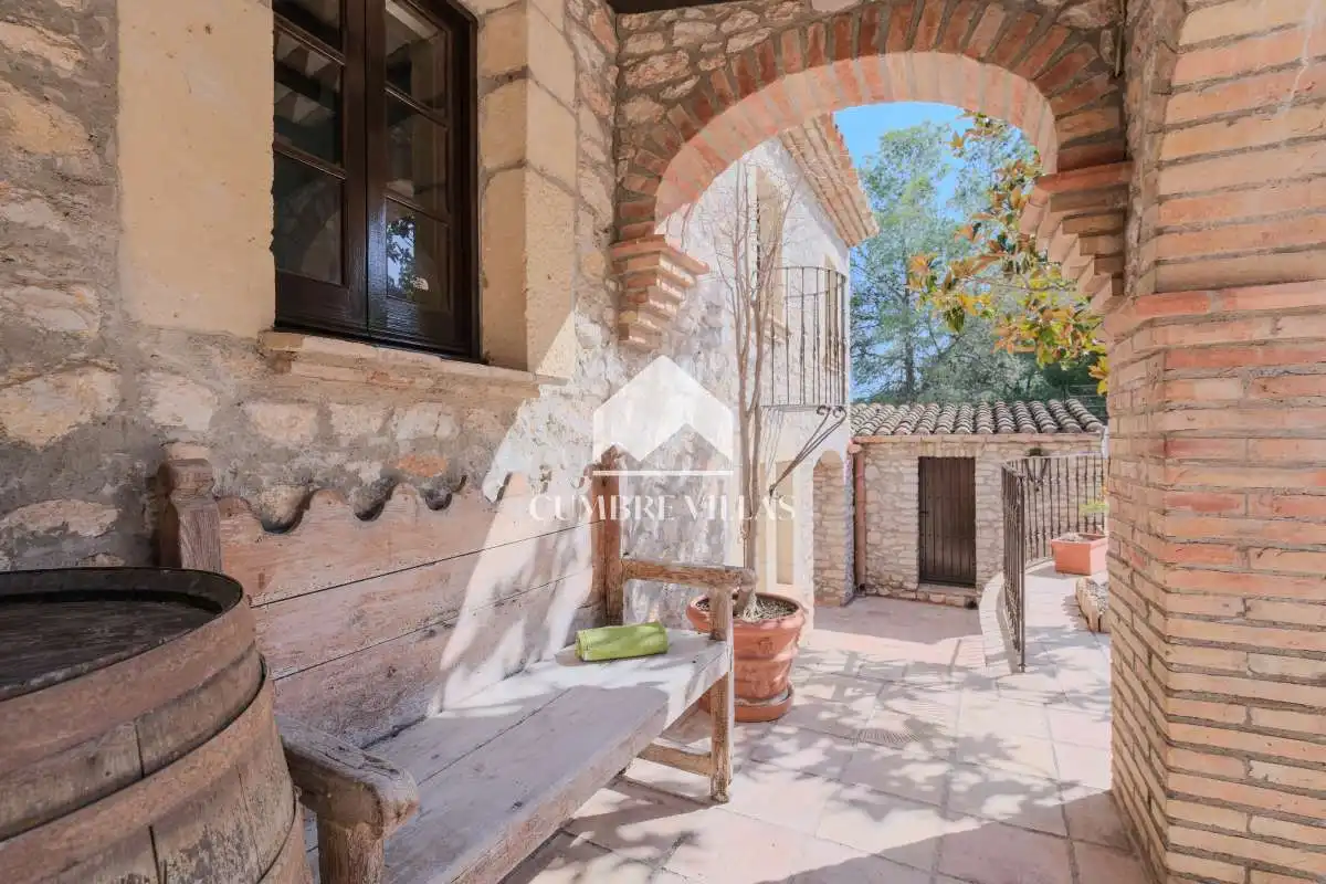 Terrassa de Casa o xalet en venda en Sant Pere de Ribes amb Calefacció, Terrassa i Traster
