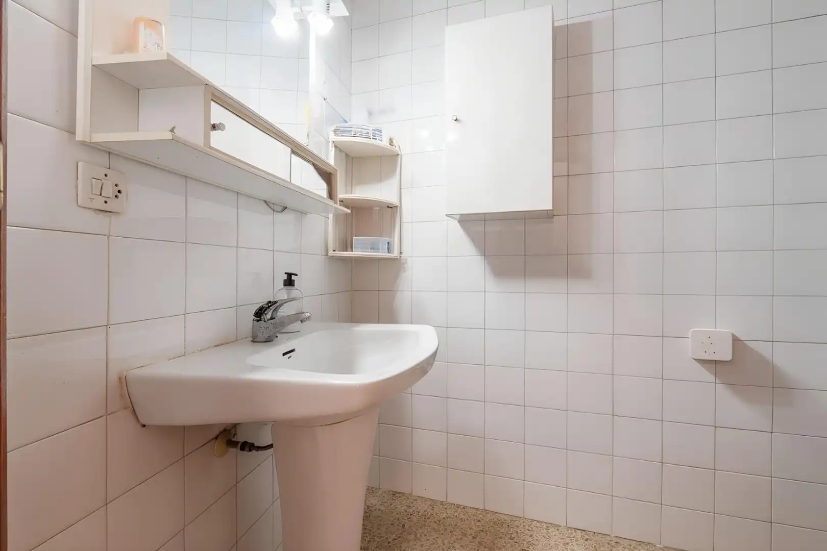 Bany de Pis en venda en Granada amb Aire condicionat i Balcó