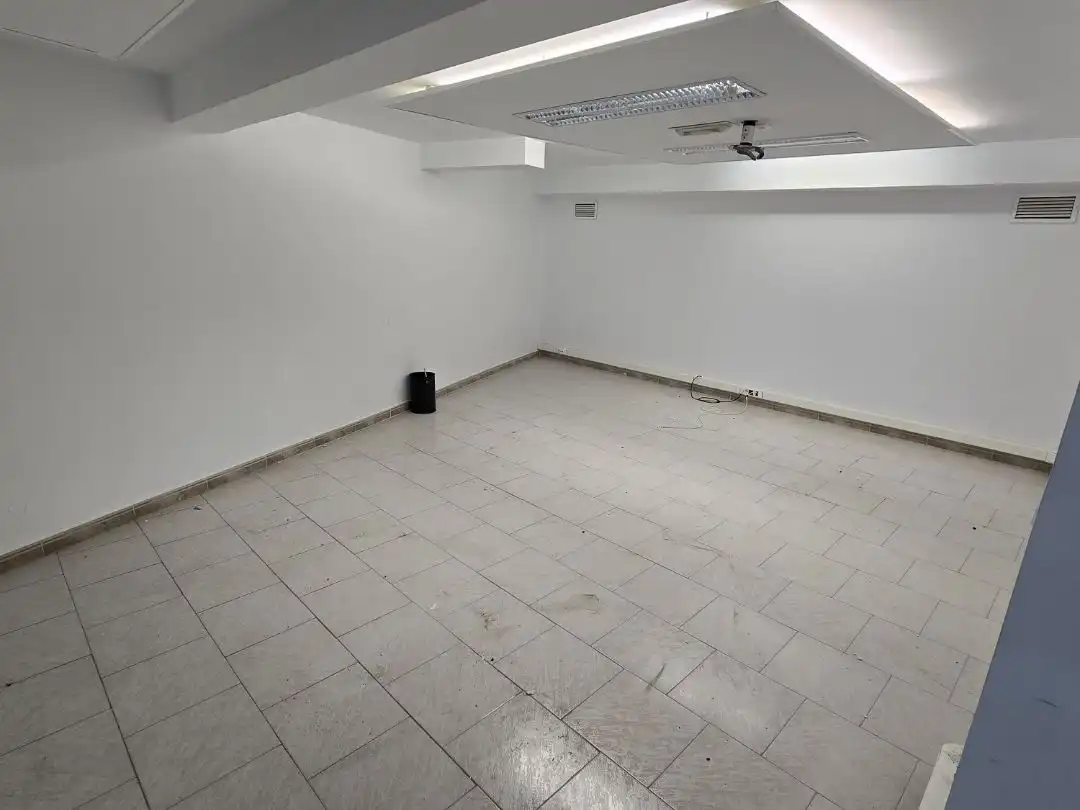 Commercial properties for sale in Cazorla, Jaén