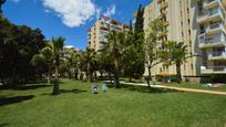 Vista exterior de Estudi en venda en Benalmádena amb Moblat, Rentadora i Piscina comunitària