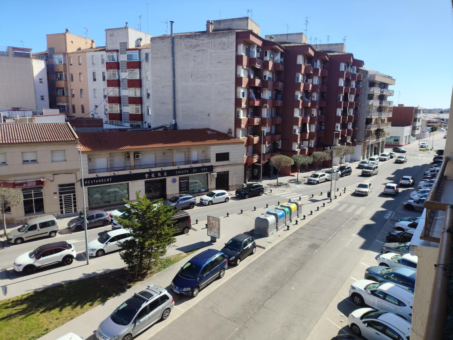 Vista exterior de Piso de alquiler en Amposta con Balcón