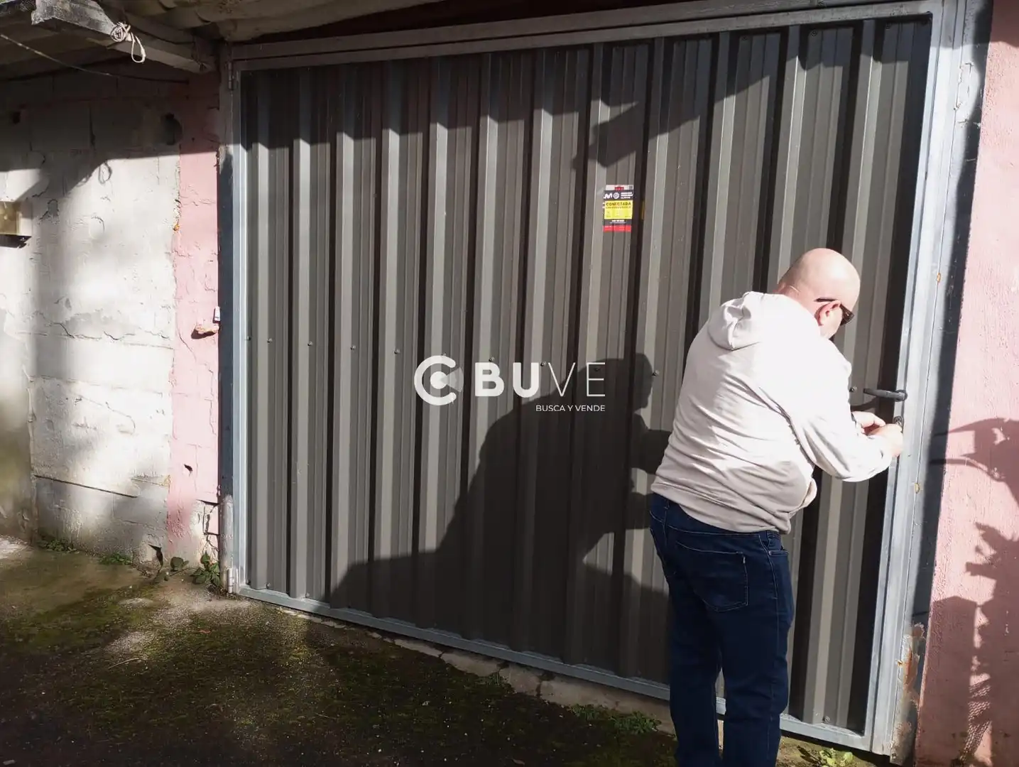 Parking of Houses for sale in Ortigueira