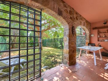 Adosado con balcón en venta en Torre valentina