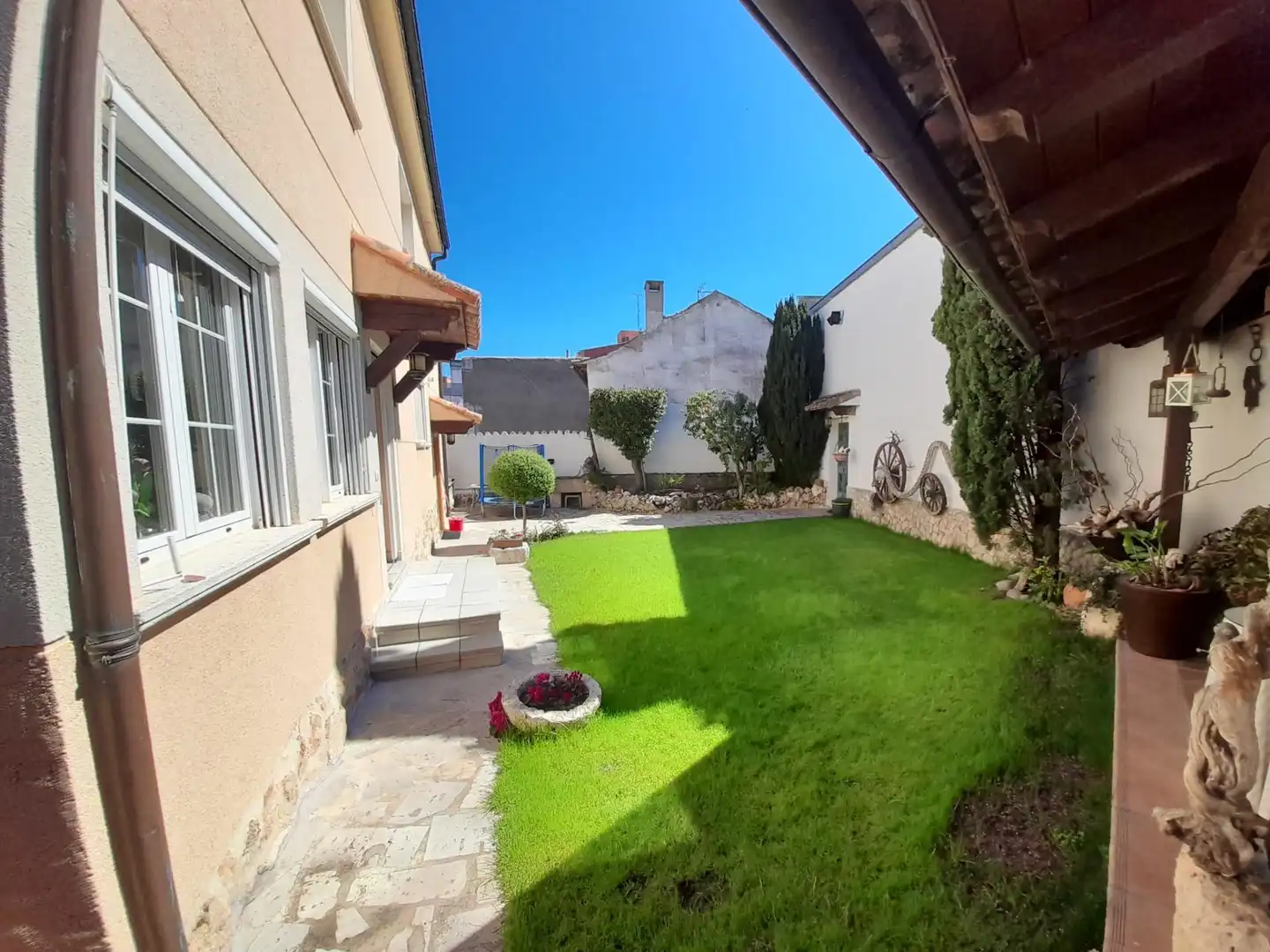 Jardín de Casa o chalet en venta en Zaratán con Calefacción, Jardín privado y Terraza