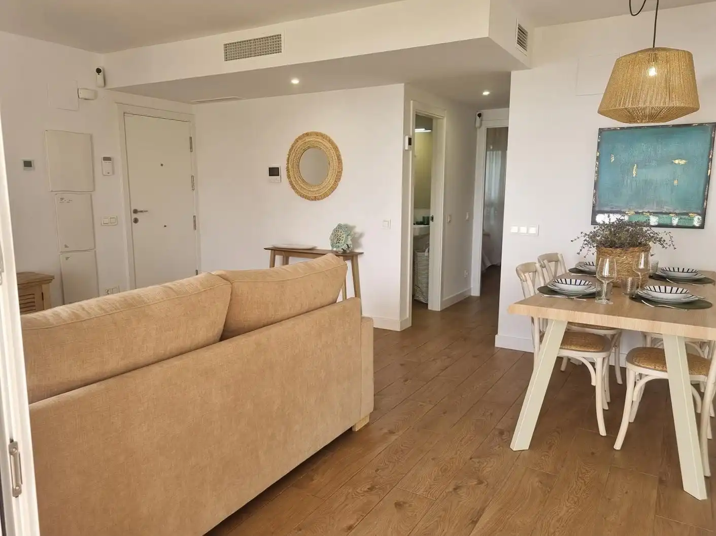 Sala d'estar de Apartament de lloguer en Torrox amb Aire condicionat, Calefacció i Jardí privat