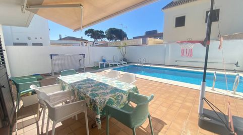 Foto 3 de Casa o xalet de lloguer a Urbasur, Islantilla