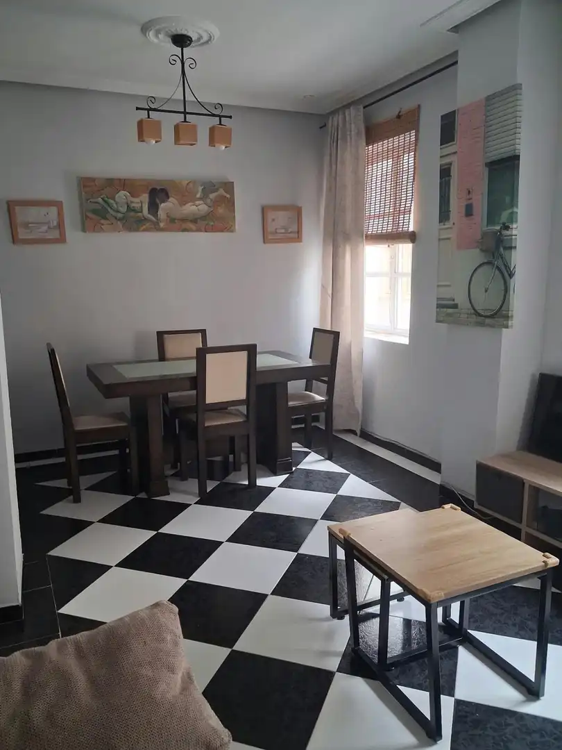 Piso de alquiler en Cádiz, Cádiz