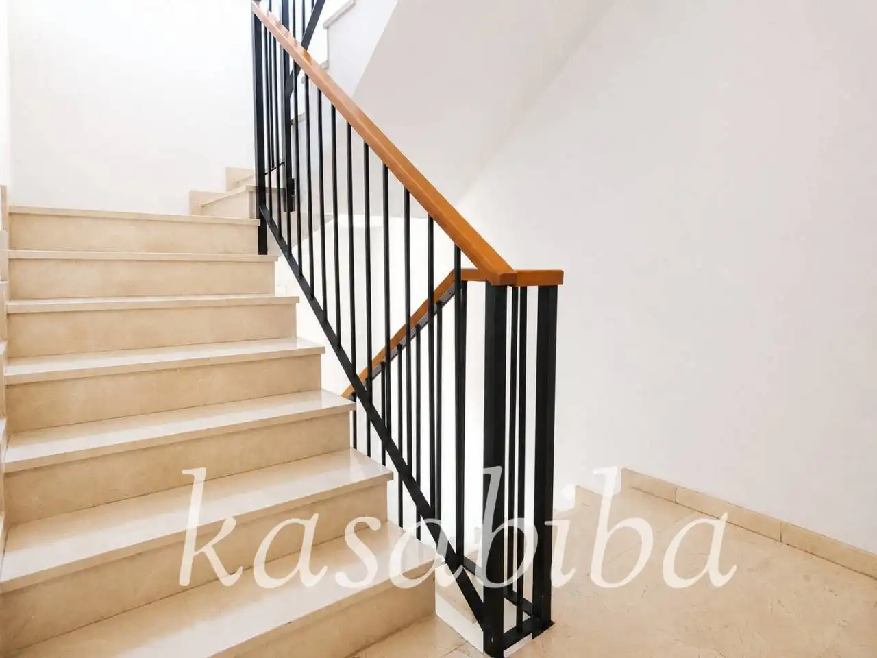 Flat for sale in Manises  with Air Conditioner and Heating