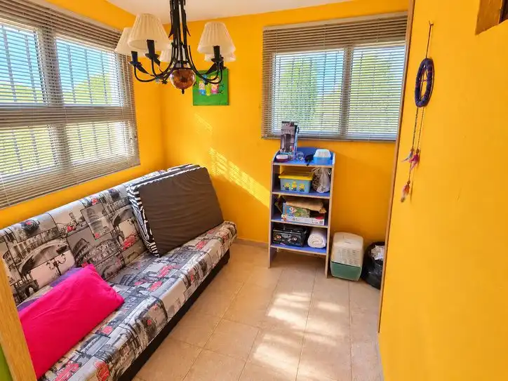 Sala d'estar de Casa o xalet en venda en La Pola Siero