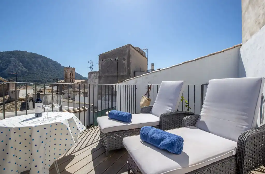 Terrasse von Einfamilien-Reihenhaus zum Verkauf in Pollença mit Terrasse und Schwimmbad