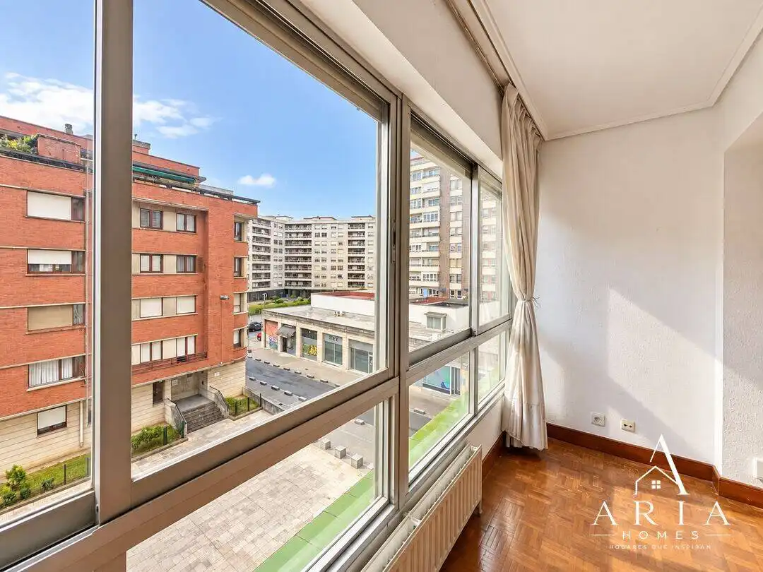 Piso con ascensor en venta en Saratsate Musikariaren Kalea, imagen 2