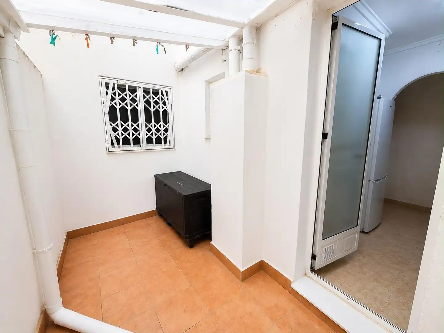 Ground floor for rent in El Molino