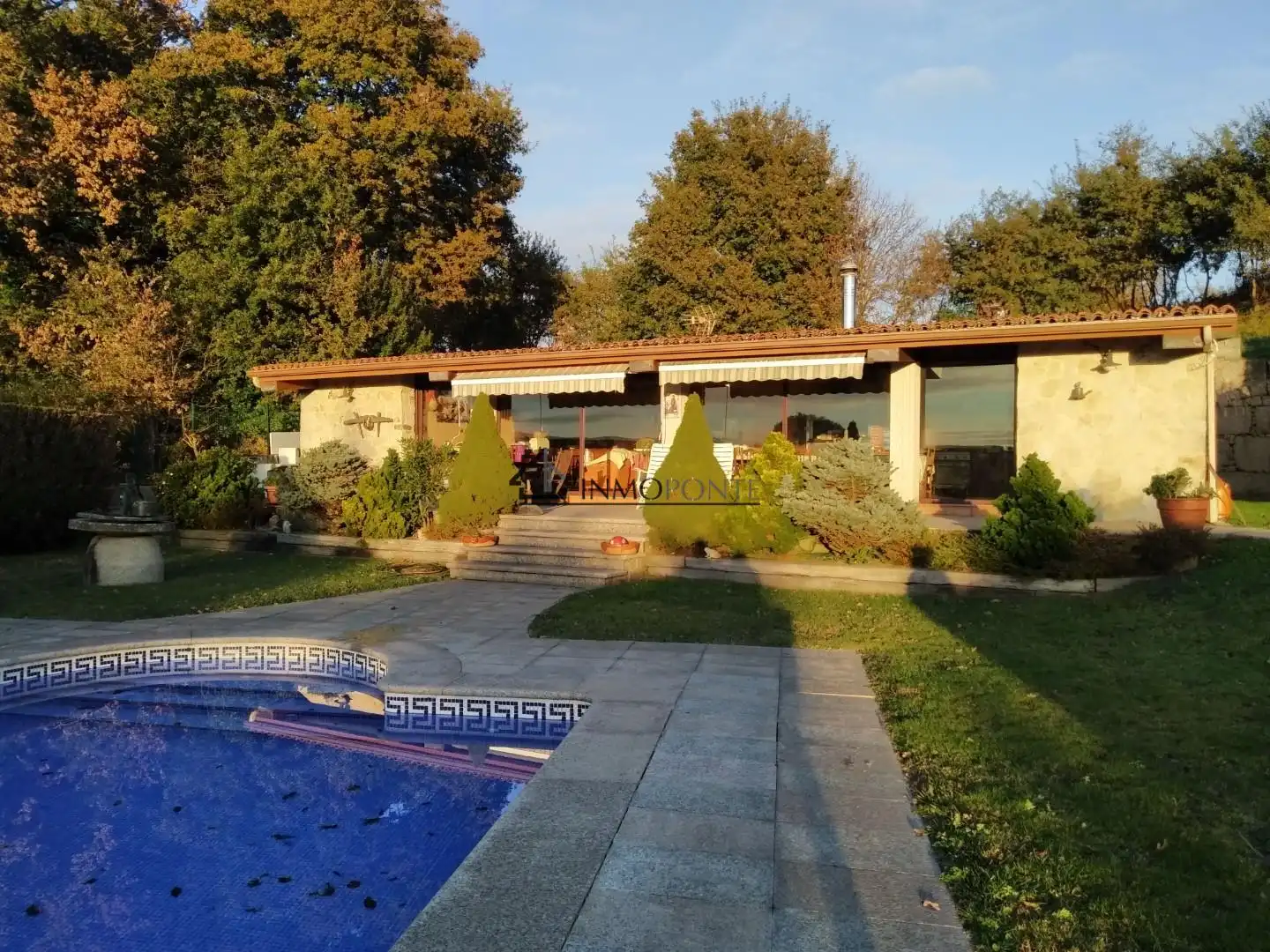 Jardí de Casa o xalet en venda en Pontevedra Capital  amb Jardí privat