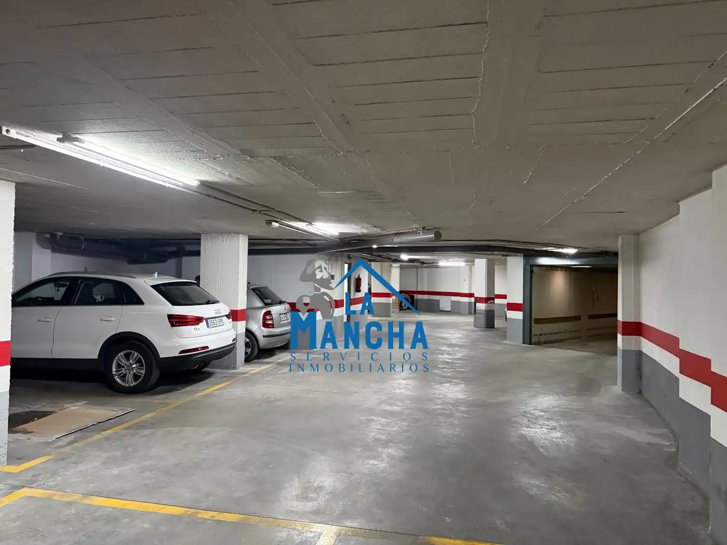 Aparcament de Pis en venda en Albacete amb Aire condicionat, Calefacció i Traster