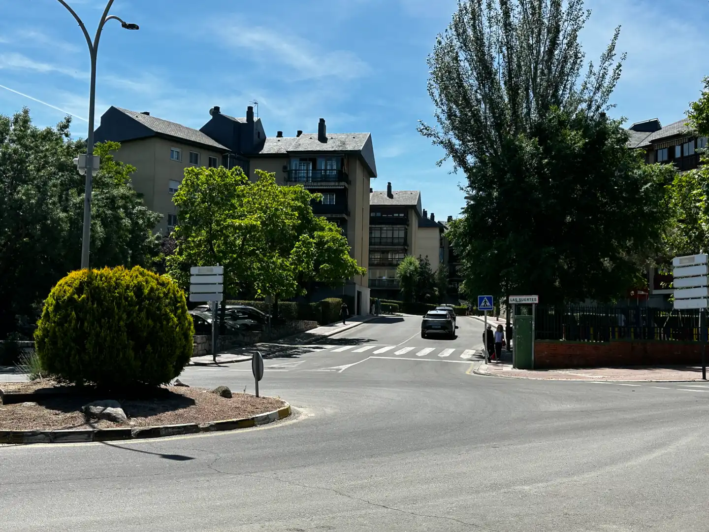 Außenansicht von Wohnung zum Verkauf in Collado Villalba mit Klimaanlage, Heizung und Parkett