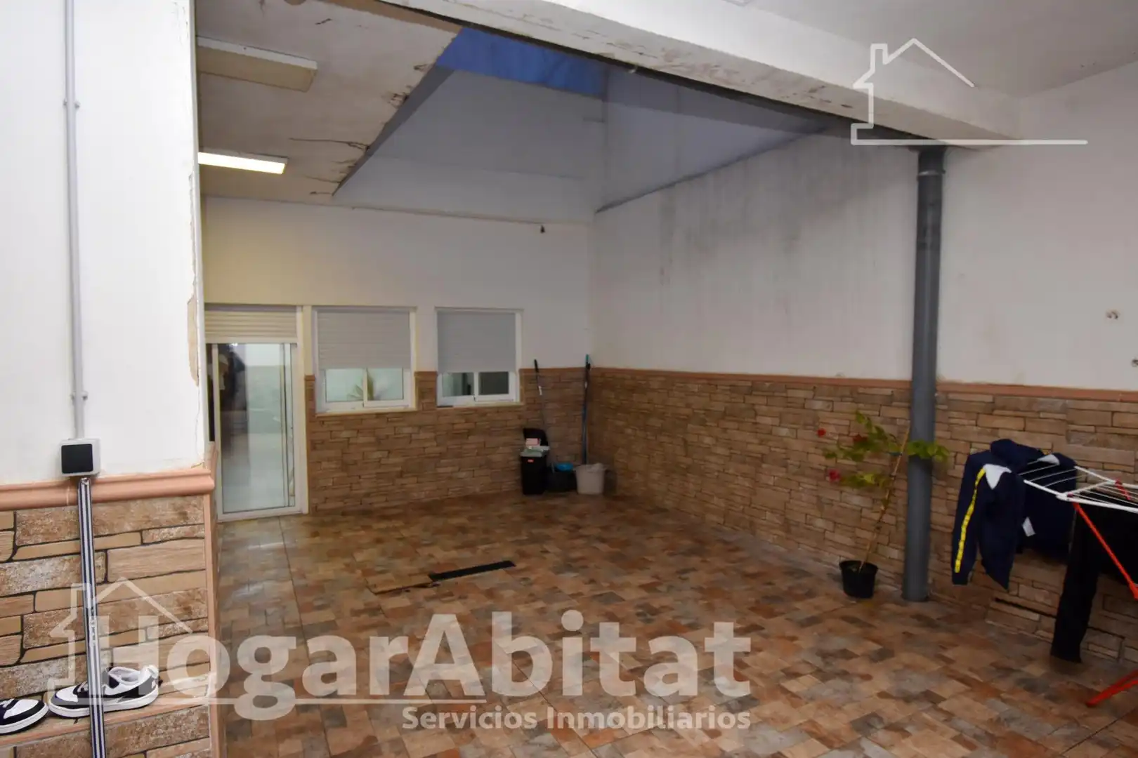 Houses for sale in Alzira  with Air Conditioner and Terrace