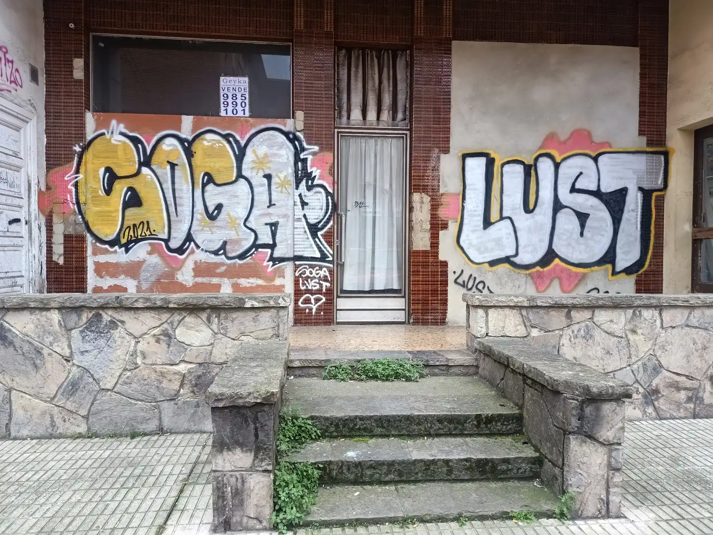 Business premises for sale in Calle del Bierzo, imagen 3