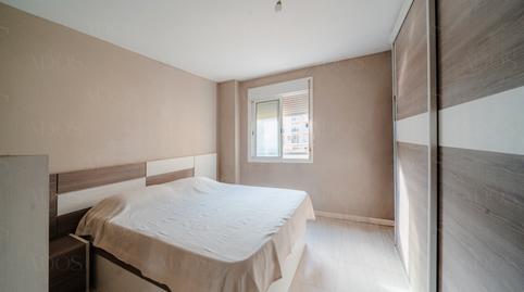 Foto 5 de Piso en venta en El Parador de las Hortichuelas, Almería