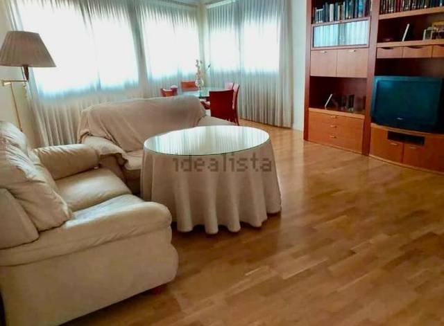 Dúplex en Venta en Sutullena