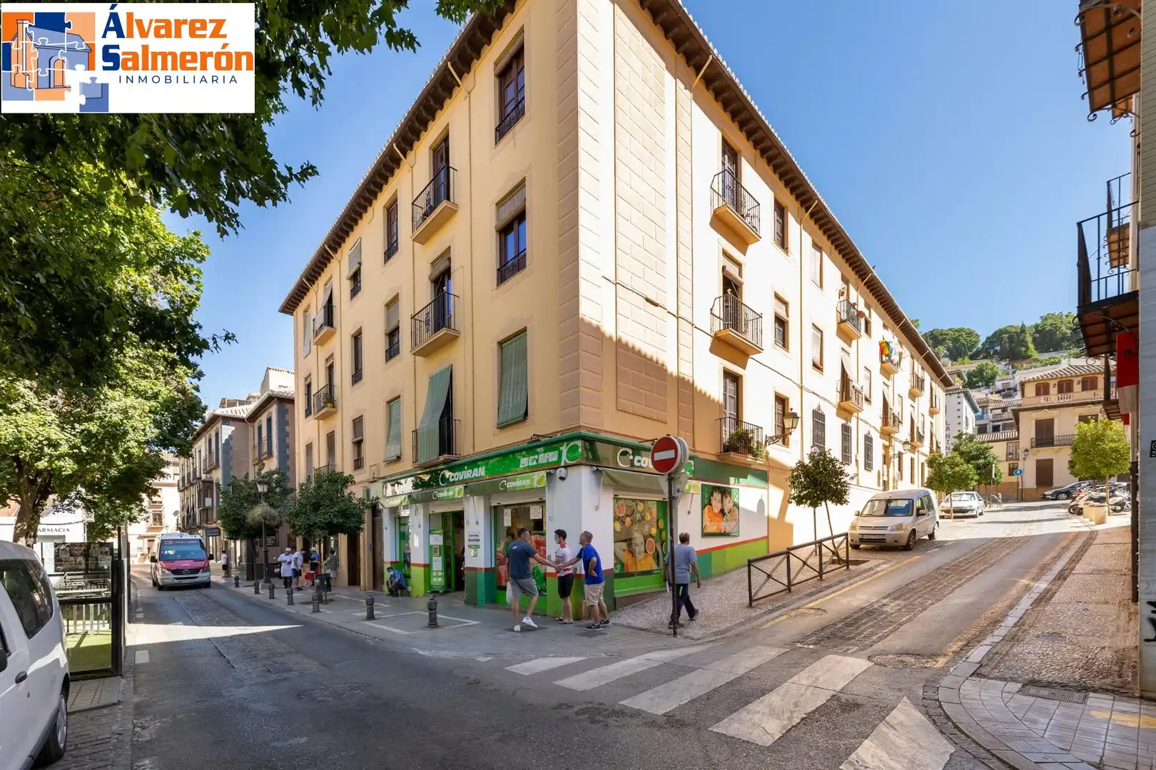 Vista exterior de Piso en venta en Granada con Aire acondicionado, Calefacción y Terraza