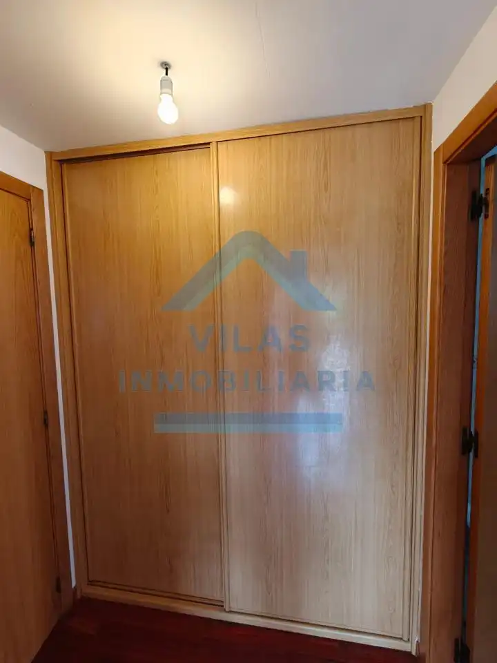 Dúplex de alquiler en Brión con Calefacción, Trastero y Piscina