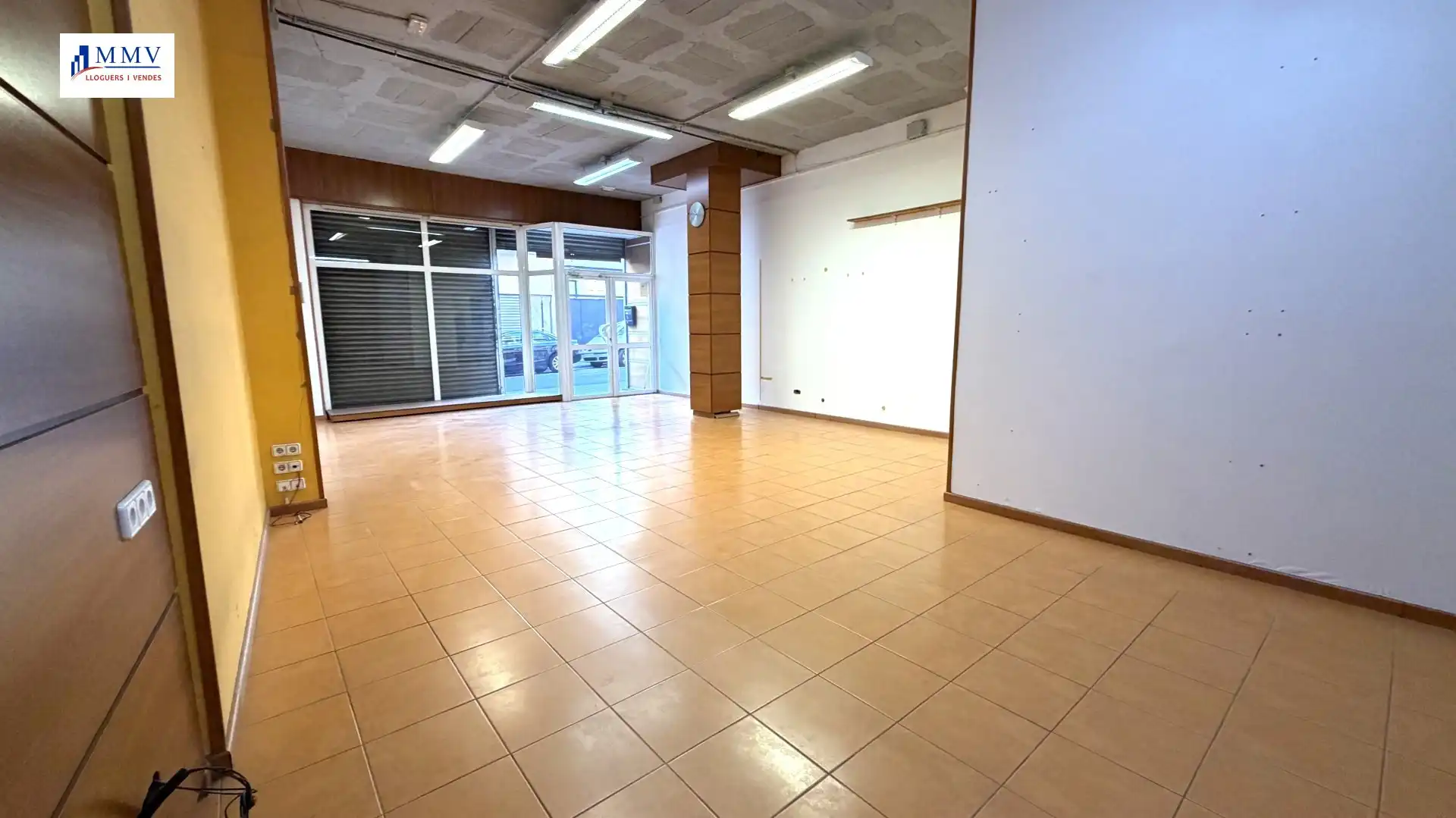 Local comercial en venda a Avinguda Joan Carles I, imagen 3