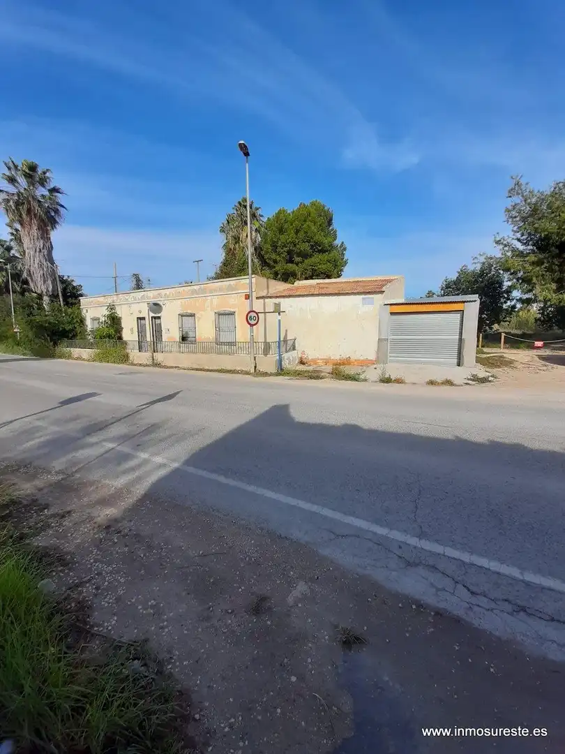 Vista exterior de Casa o xalet en venda en Orihuela