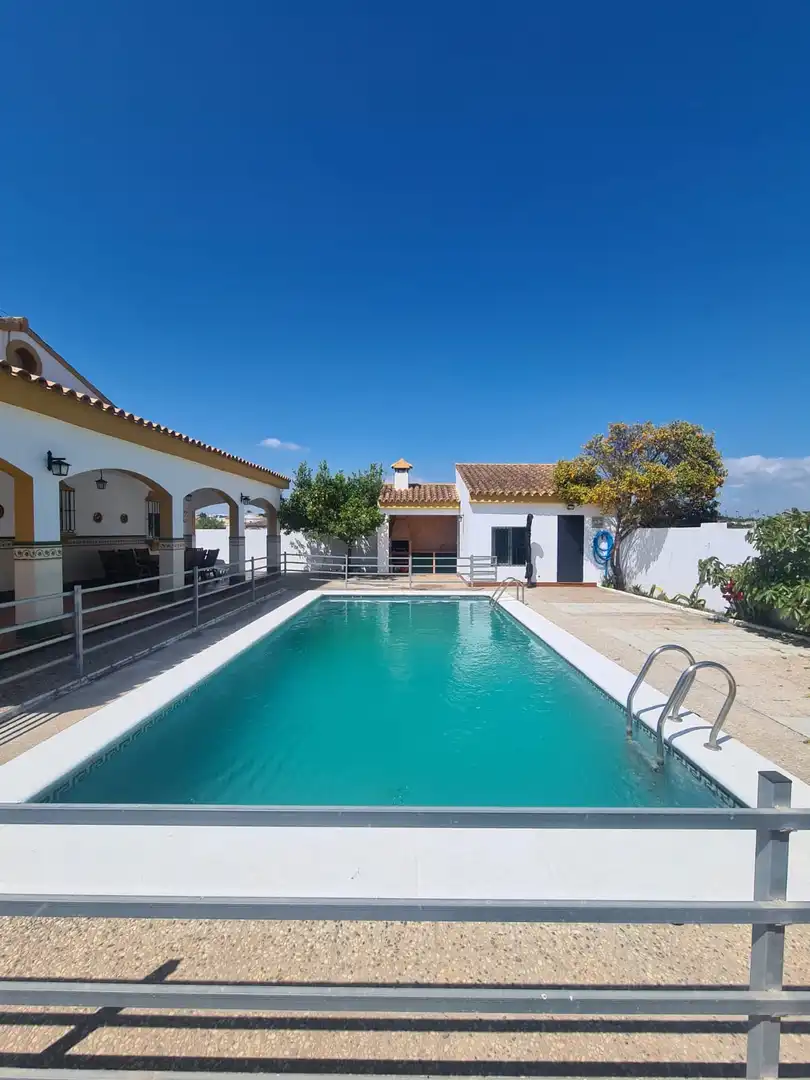 Villa mit Pool zur Miete in Carril El Mudito 10, imagen 3