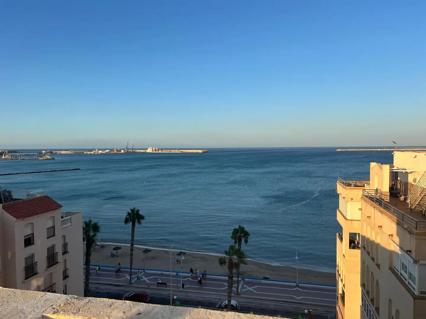 Dormitori de Àtic en venda en Melilla amb Aire condicionat, Terrassa i Traster