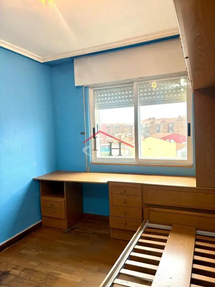 Flat for sale in Santiago Apóstol, imagen 12