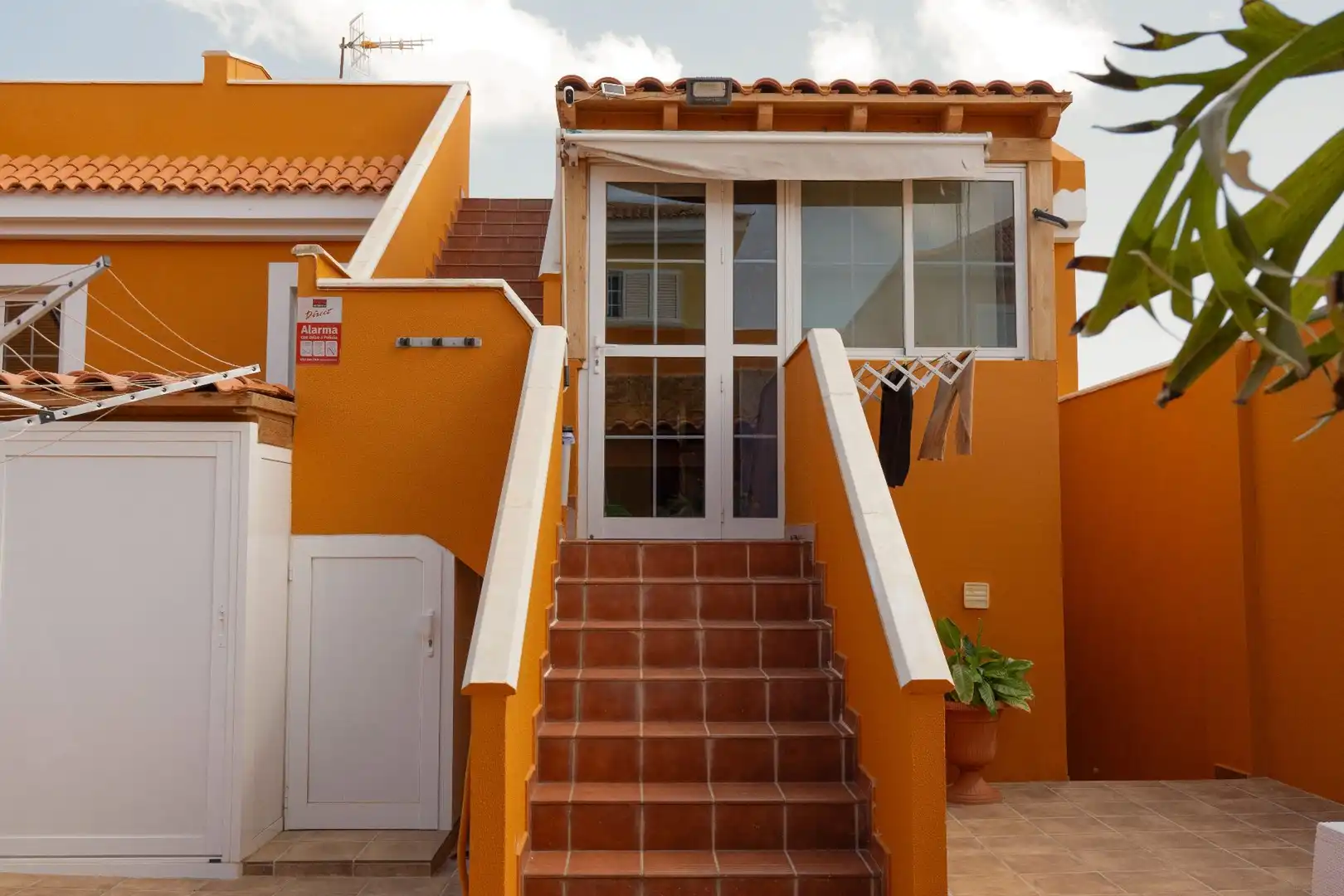 Außenansicht von Haus oder Chalet zum Verkauf in Antigua