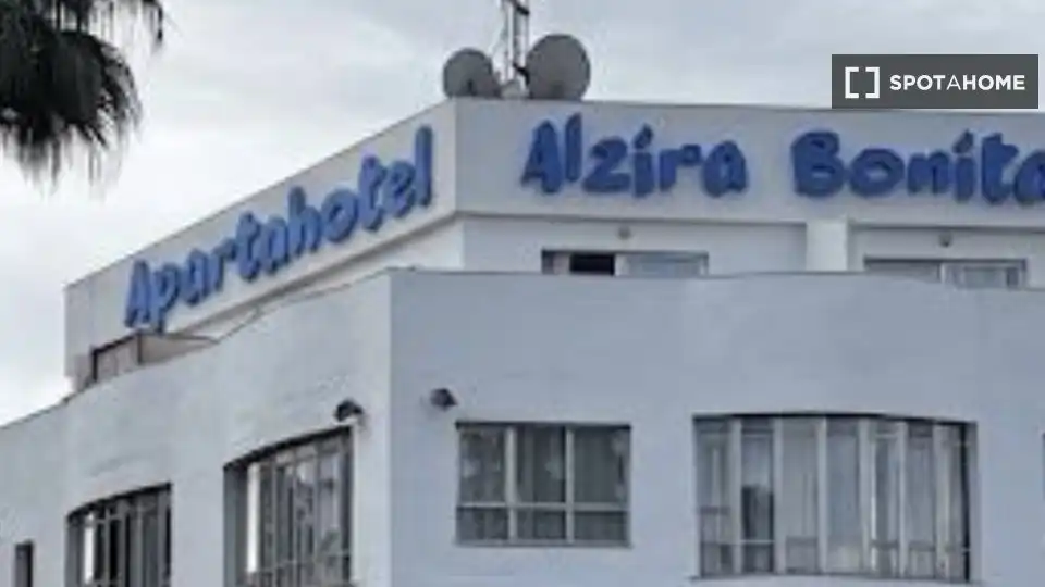 Wohnung zur Miete in Alzira mit Klimaanlage, Heizung und Möbliert