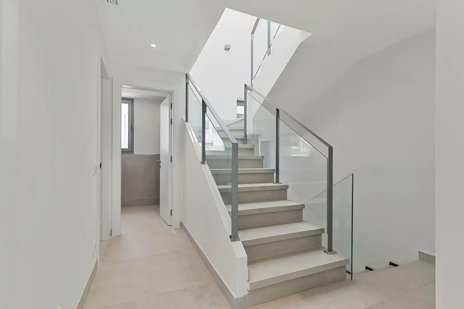Casa adosada en venta en Marbella con Aire acondicionado, Calefacción y Jardín privado