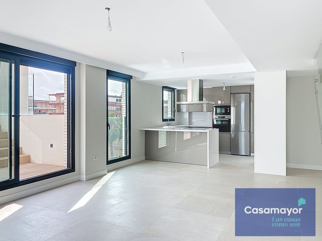 Kitchen of Attic for sale in El Campello  with Air Conditioner, Terrace and Storage room
