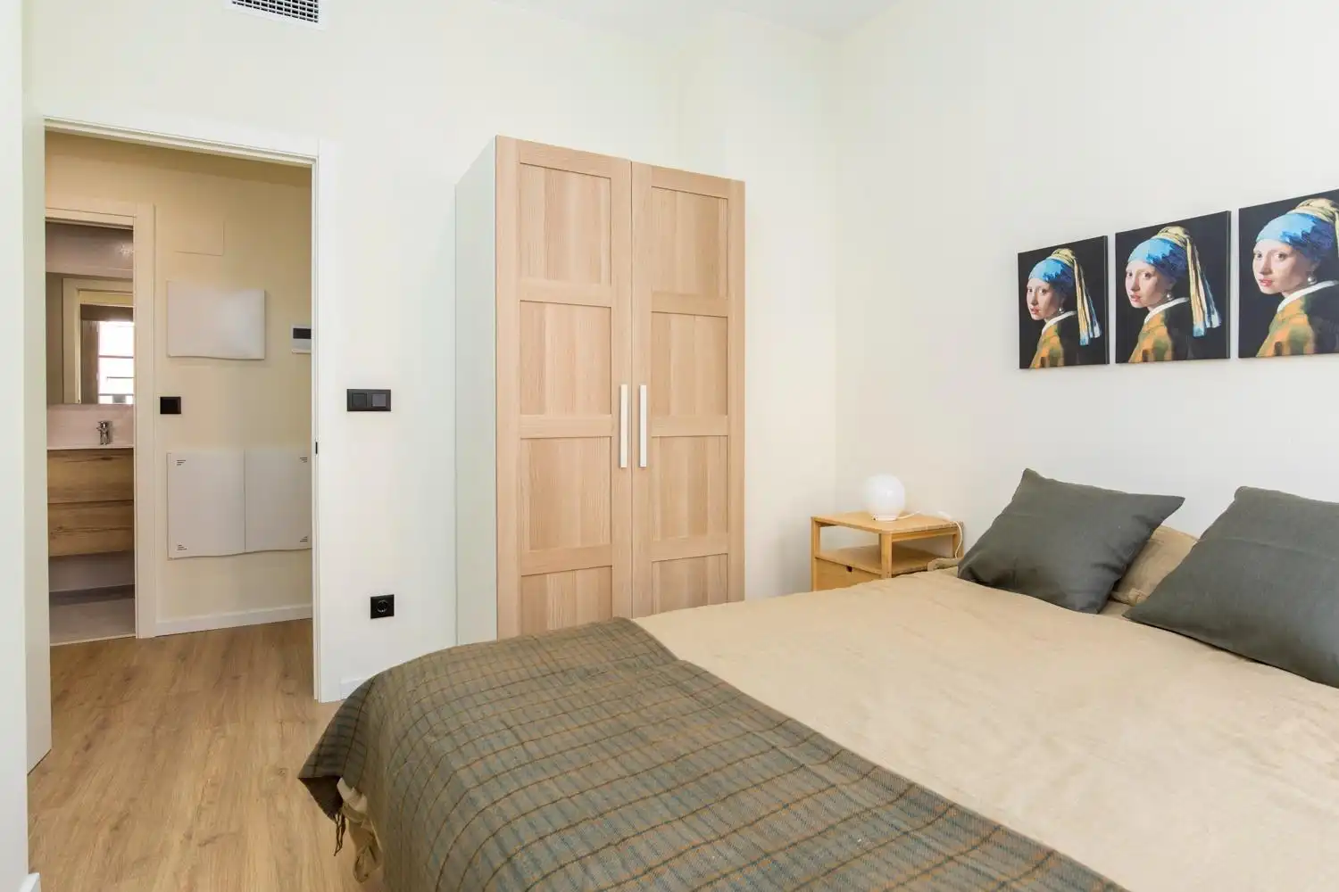 Habitación de Piso de alquiler en Zaragoza con Aire acondicionado, Calefacción y Parquet