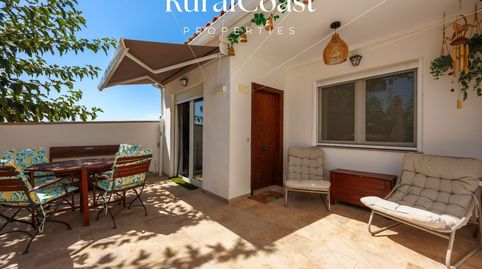 Casa adosada, 180m2, 5 habitaciones, 2 baños, jardín, garaje, piscina comunitaria, vistas al mar., imatge 4