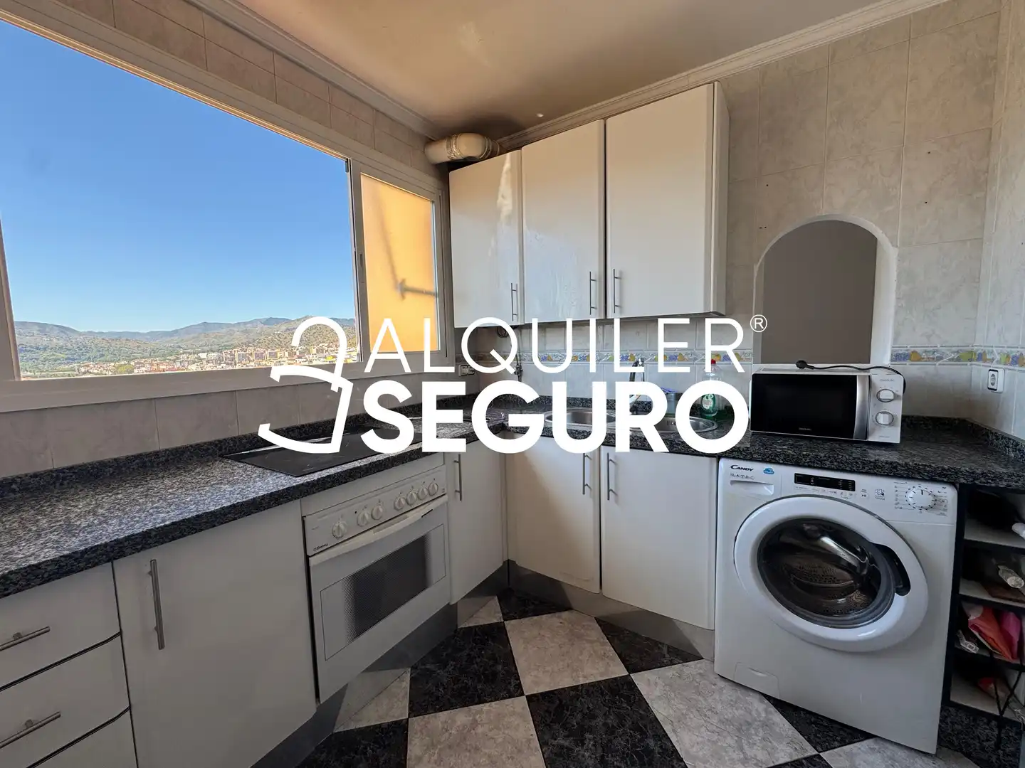 Kitchen of Flat for rent in Málaga  with Heating, Terrace and Furnished