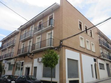 Local comercial en venta en Calle Menéndez y Pelayo